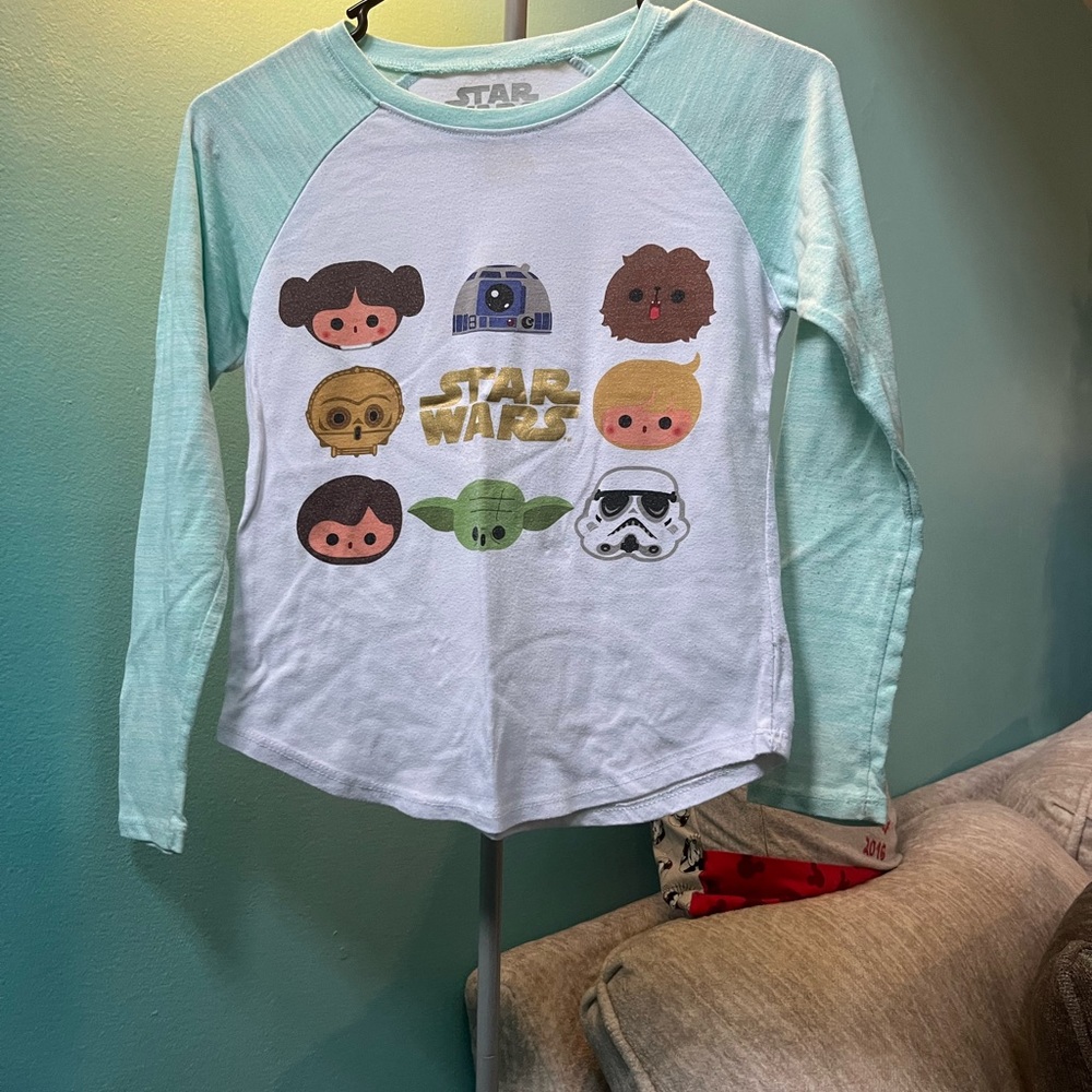 Girls Size 10-12 Star Wars Tsum-tsum Long Sleeve Shirt